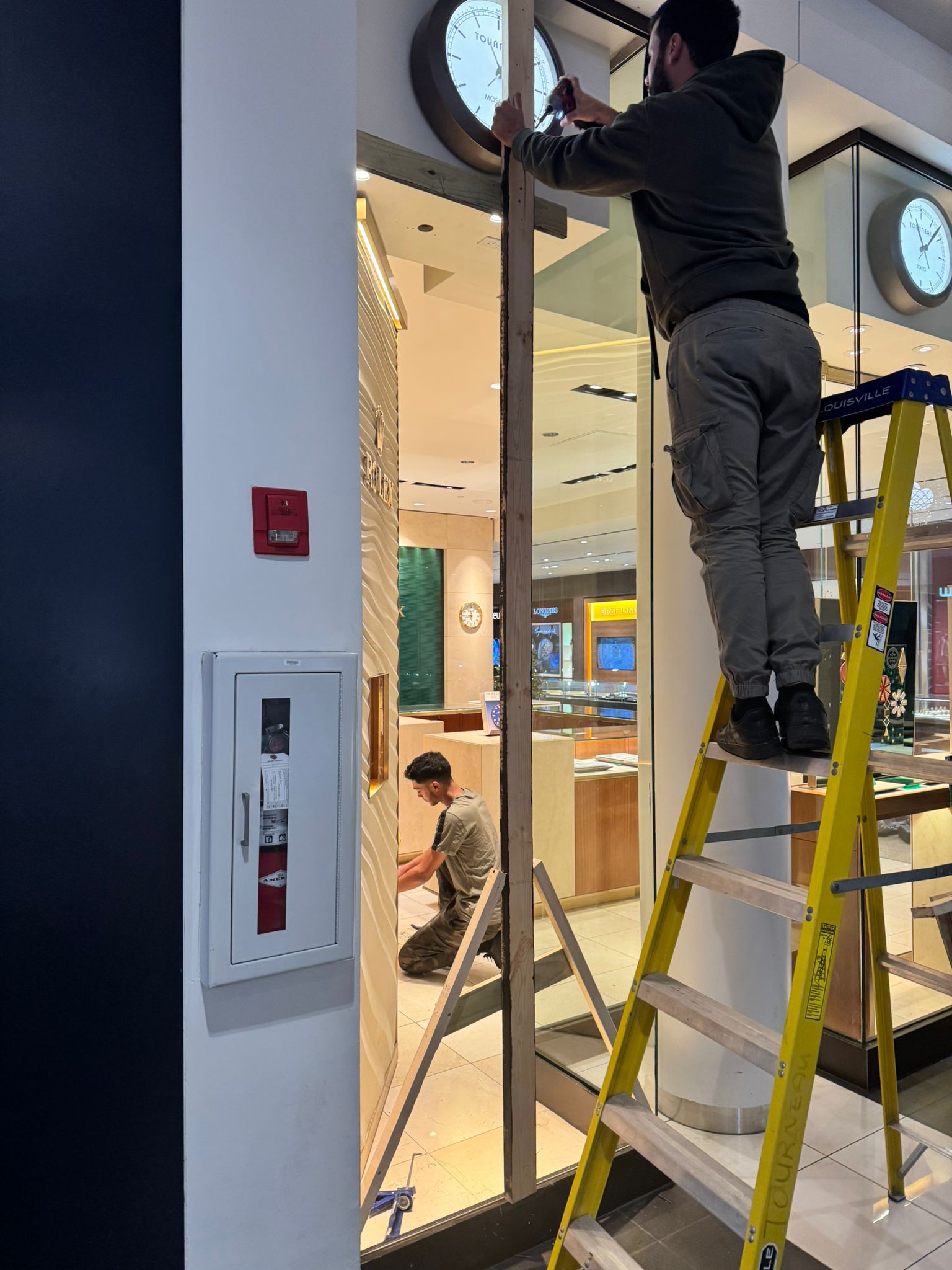Storefront Glass Solutions